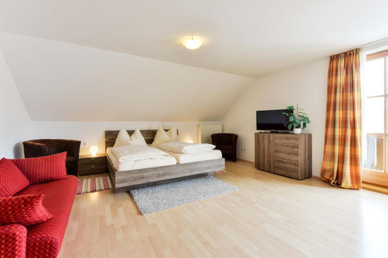 Landhotel Und Gasthof Kirchberger Wildsteig Kamer foto