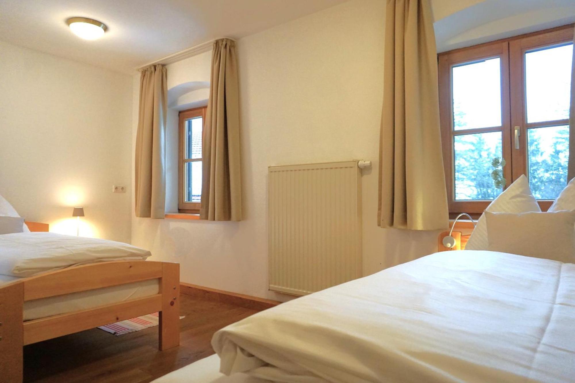 Landhotel Und Gasthof Kirchberger Wildsteig Kamer foto