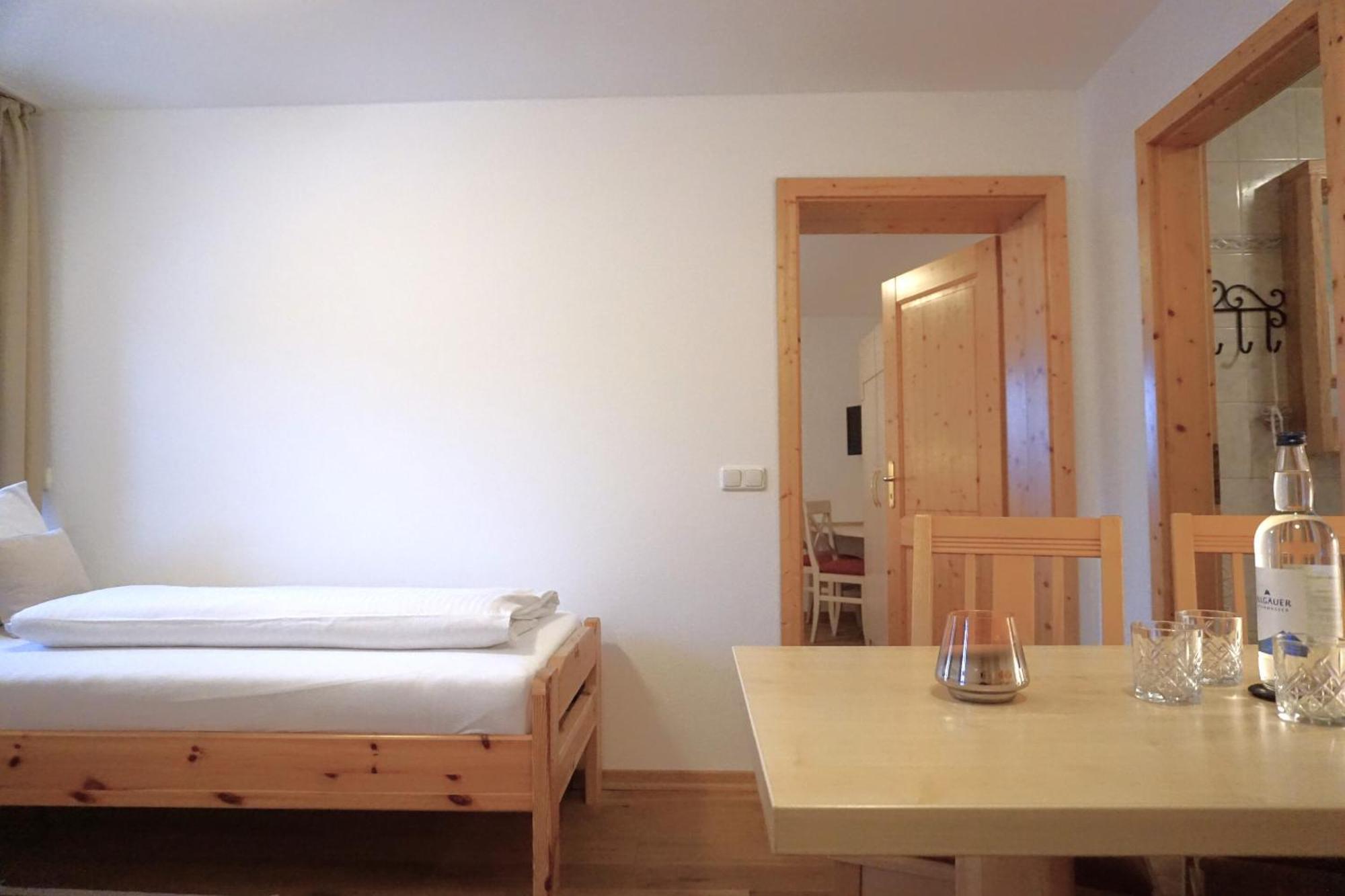 Landhotel Und Gasthof Kirchberger Wildsteig Kamer foto